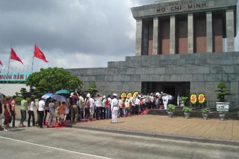 Tour Du Lịch Hà Nội – Hạ Long – Bái Đính – Tràng An – Sapa 6 Ngày